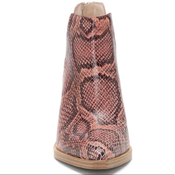 LAST 6 Vince Camuto Gigietta Snakeskin Emboss Boot - Picture 4 of 12